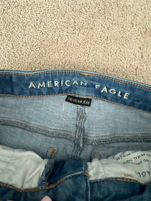 American Eagle Outfitters Jeans thumbnail 4