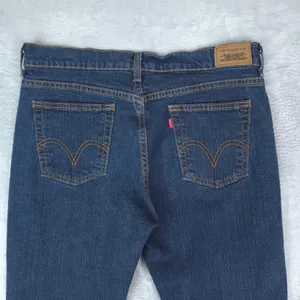 Vintage‎ Levis 515 Bootcut Jeans Women 8L (33x35) Dark Wash Blue Stretch Y2K thumbnail 4
