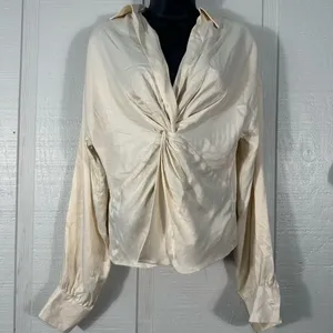 Topshop Knot Front Ivory Satin Long Sleeve V Neck Top Size 4 NWT thumbnail 4