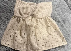 Boutique Top thumbnail 1