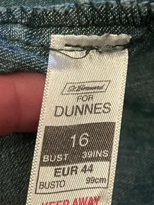 Dunnes Denim Jacket Womens 16 Blue Cropped Jean Button Front Stretch Trucker thumbnail 6