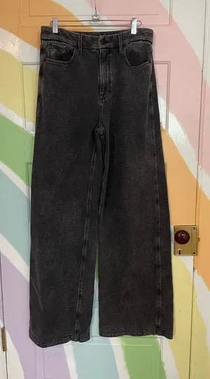 Good American Jeanius Good Skate Sweatpants Black Wide Leg Jeans 8/29 thumbnail 1