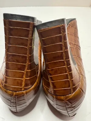 Brown Size 8.5 thumbnail 8