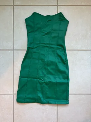 Edikted Green Leather Faux Dress thumbnail 3