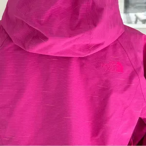 The North Face DryVent Rain Jacket thumbnail 7