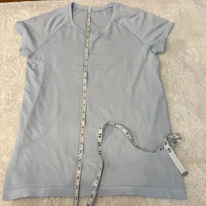 Lululemon Womens Swiftly Tech 12 Blue Athletic Top Workout Preppy Yoga Pilates thumbnail 5