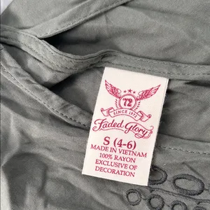 Faded Glory Sage Green Embroidered Blouse thumbnail 12