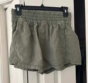 Aerie Green Shorts thumbnail 1