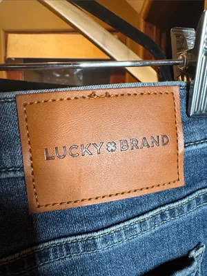Lucky Brand Sweet Mid Rise Bootcut Jeans Size 10/30R Medium Wash Stretch Denim thumbnail 8