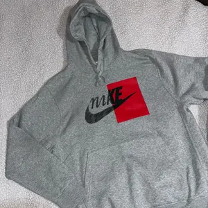 Mens Nike Hoodie thumbnail 2