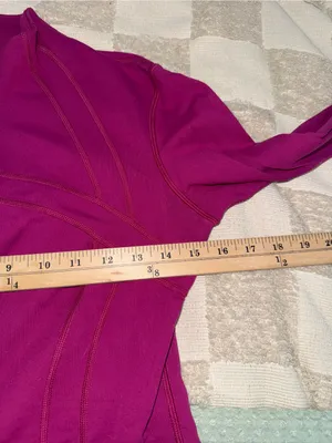 Lululemon Define Jacket *Luon Magenta Purple size 6 thumbnail 2