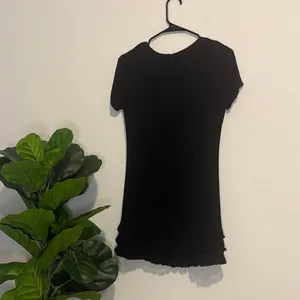 Lulu's Black Short Sleeve Mini Dress with Tiered lace tassel Hem XS thumbnail 5
