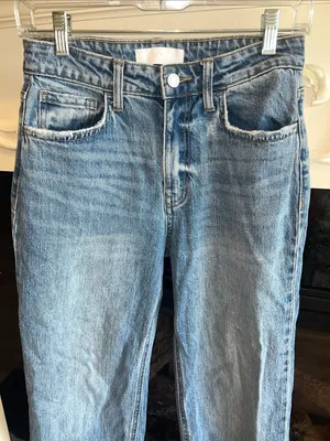 Vervet Blue Women’s 26 Jeans thumbnail 2