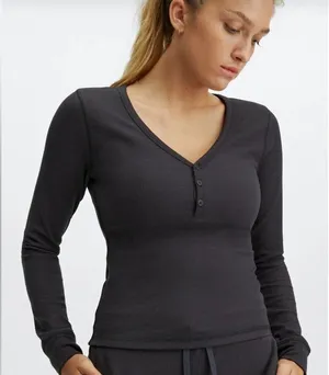 Fabletics Women’s Waffle Henley Long Sleeve Shirt thumbnail 7