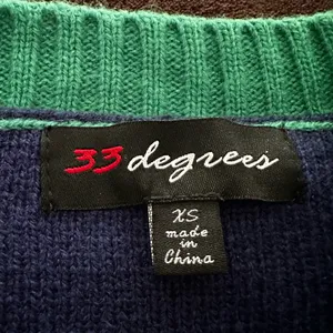 32 Degrees Heat Sz: XS Alpine Down Hill Ski Winter Trees Snow Holiday Pompom Sweater. thumbnail 6