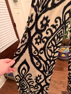 Auditions EUC Black/Cream Patterned High Rise/Fold Over Wide Leg Stretch Pants thumbnail 2