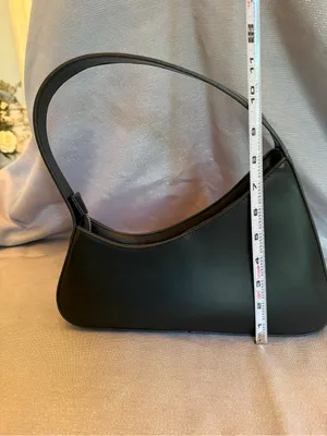 Rachel Zoe Asymmetric Shoulder Bag in black thumbnail 4