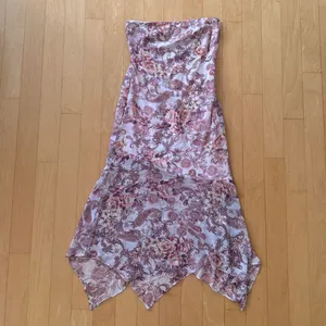 Princess Polly Coralis pink paisley strapless asymmetric midi dress thumbnail 2