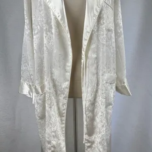 Rare‎ Vintage 90's Victoria's Secret Ivory Floral Satin Long Robe Womens Small thumbnail 9