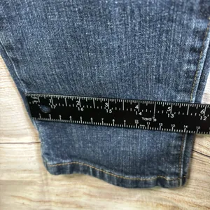 Levi’s Mid Rise Skinny Jeans Women's Size 8M Medium Wash Blue Great Condition‎ thumbnail 11