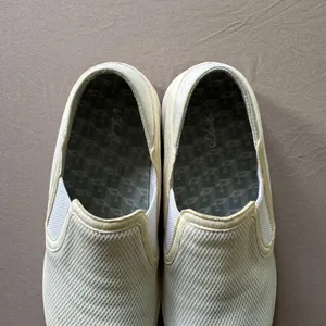 Ki'lhele 'Ili Slip On Sneakers thumbnail 5