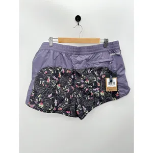 The North Face Shorts Women‎ XL NWT Black Purple IWD Print Hydrenaline 2.75" thumbnail 2
