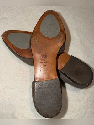 Giorgio Armani Gray Suede T-Strap Pointed-Toe Flats Size-37/US-7 Made In Italy thumbnail 3