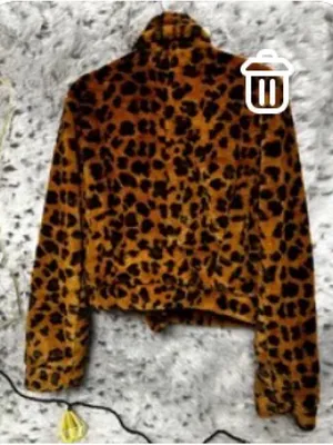 625. J roberts leopard faux fur crop jacket small thumbnail 2