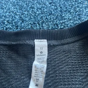 Lululemon Swiftly Breathe Short Sleeve Camo Vented Camo Black / Asphalt Grey thumbnail 6