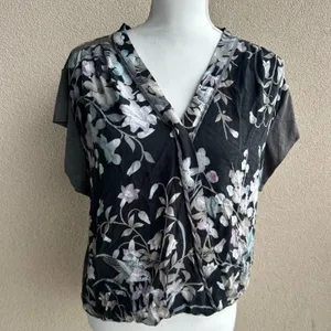 TINY by Anthropologie Floral Knit Mixed Media Blouse Top Boho Size Small thumbnail 4