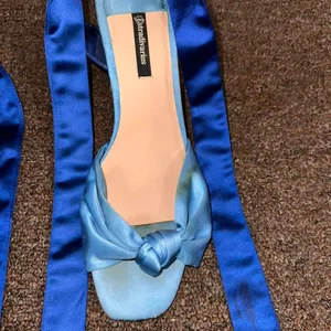 Stradivarius Women's Blue Courts thumbnail 3