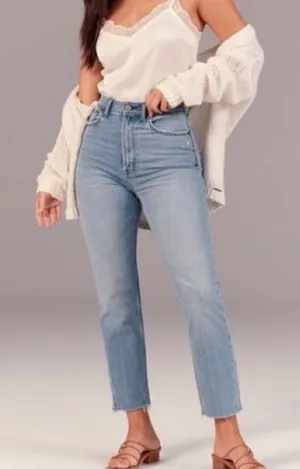 Abercrombie & Fitch Curve Love The Ankle Straight Ultra High Rise Jeans in Blue thumbnail 1