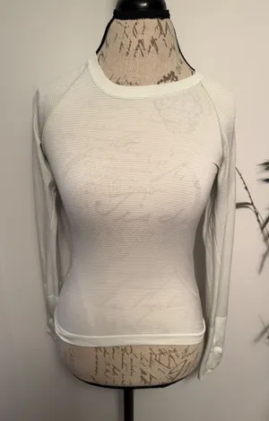 Lululemon‎ swiftly Light Green Striped Long Sleeve Athletic Top Women's thumbnail 1