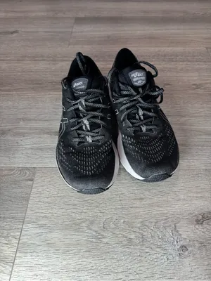 ASCIS Gel Kayano 28 Black White thumbnail 2