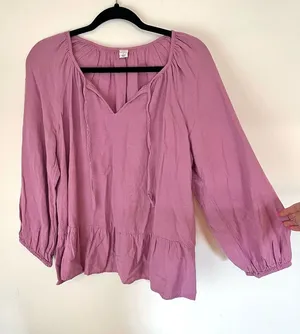 Old Navy Blouse thumbnail 1
