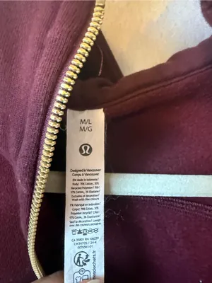 Lululemon 1/2 Zip scuba - M/L - maroon with gold details thumbnail 3