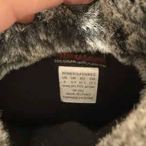 The North Face Primaloft Insulated Snow Black Suede Gray Winter Grip Size 9 thumbnail 10