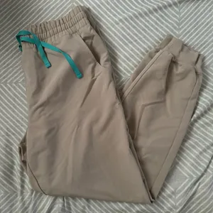 FIGS beige scrub bottoms thumbnail 2
