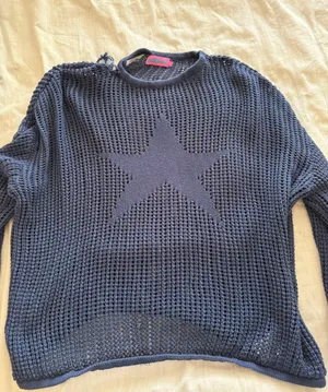 sweater thumbnail 2
