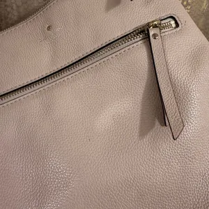 Kate Spade Pinky Beige Pebble Leather Crossbody Purse and Card Wallet Set thumbnail 6