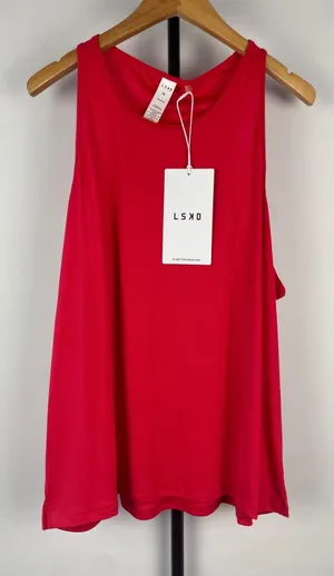 LSKD Womens Red Pace‎ Running Activewear Tank Top XL NWT Performance Gym Shirt thumbnail 1