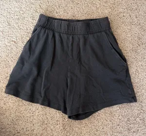 Zara Black SweatShorts thumbnail 1