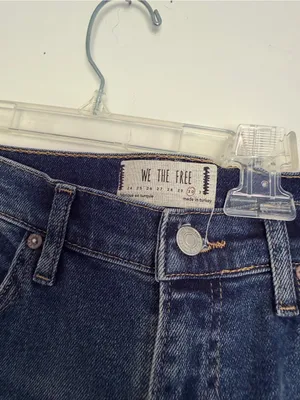 WE THE FREE free people Distressed Jeans thumbnail 2