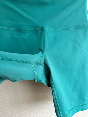 Lululemon Bike Shorts 6 thumbnail 3