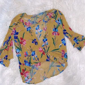 Jodifl floral plunge neckline boho top size medium thumbnail 5