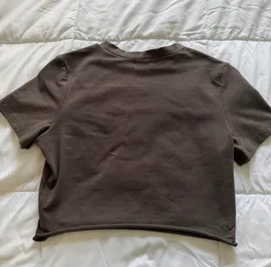 SheIn Brown NYC Crop Top thumbnail 2