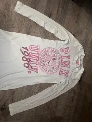 VNTG Victoria’s Secret PINK UNIV 1986 Long sleeve nightie Small thumbnail 5