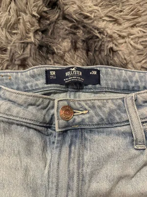 hollister dad jeans thumbnail 2