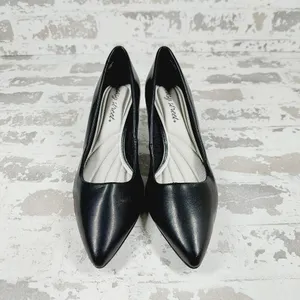 easy street Black Pointed-Toe Kitten Heel Pumps thumbnail 3