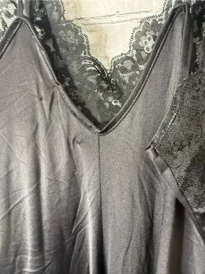NWT the vintage twin Black Lace-Trim Slip Dress - Women's Intimates thumbnail 6
